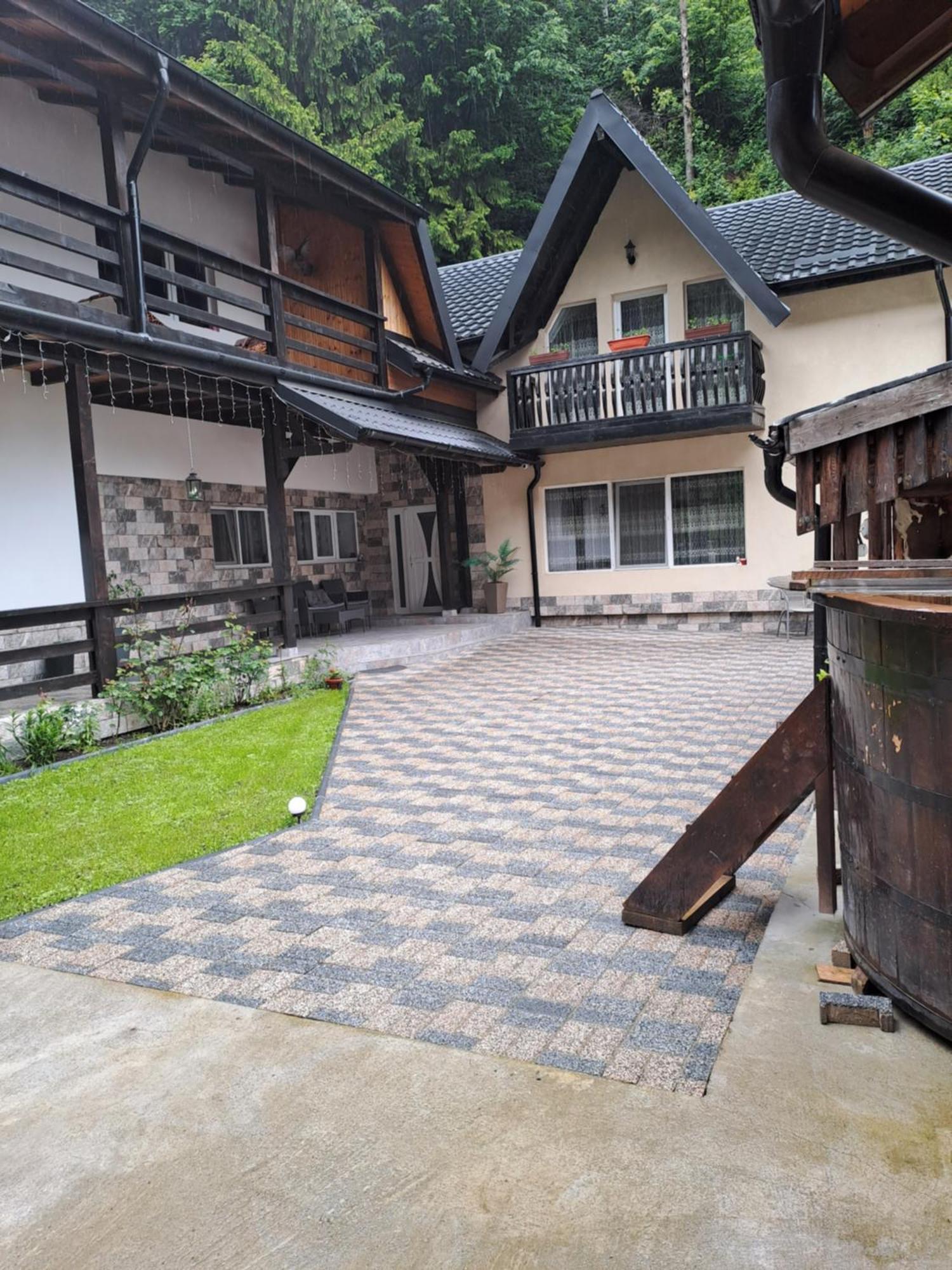 Willa Casa Raul Rucăr Zewnętrze zdjęcie