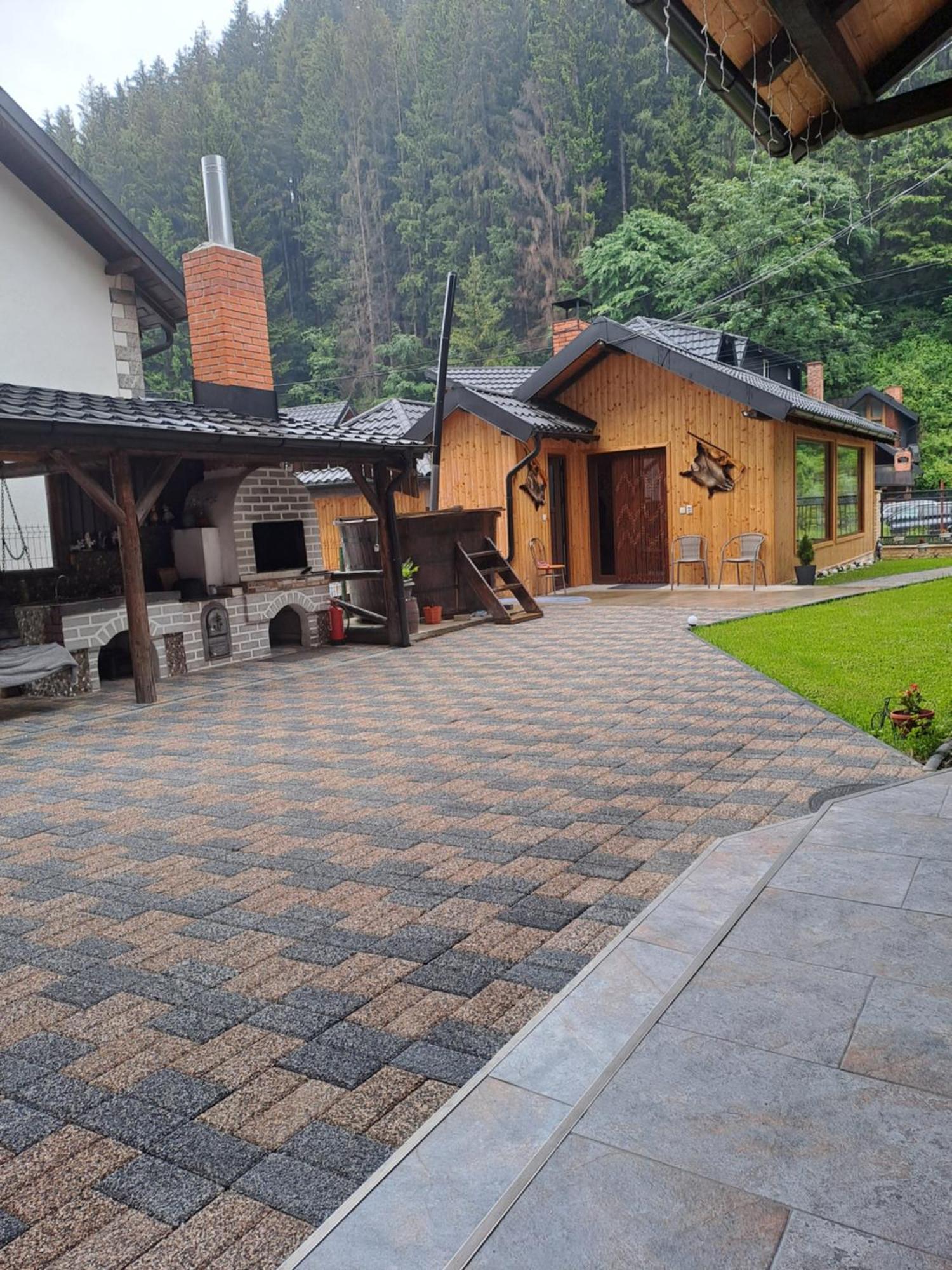Willa Casa Raul Rucăr Zewnętrze zdjęcie